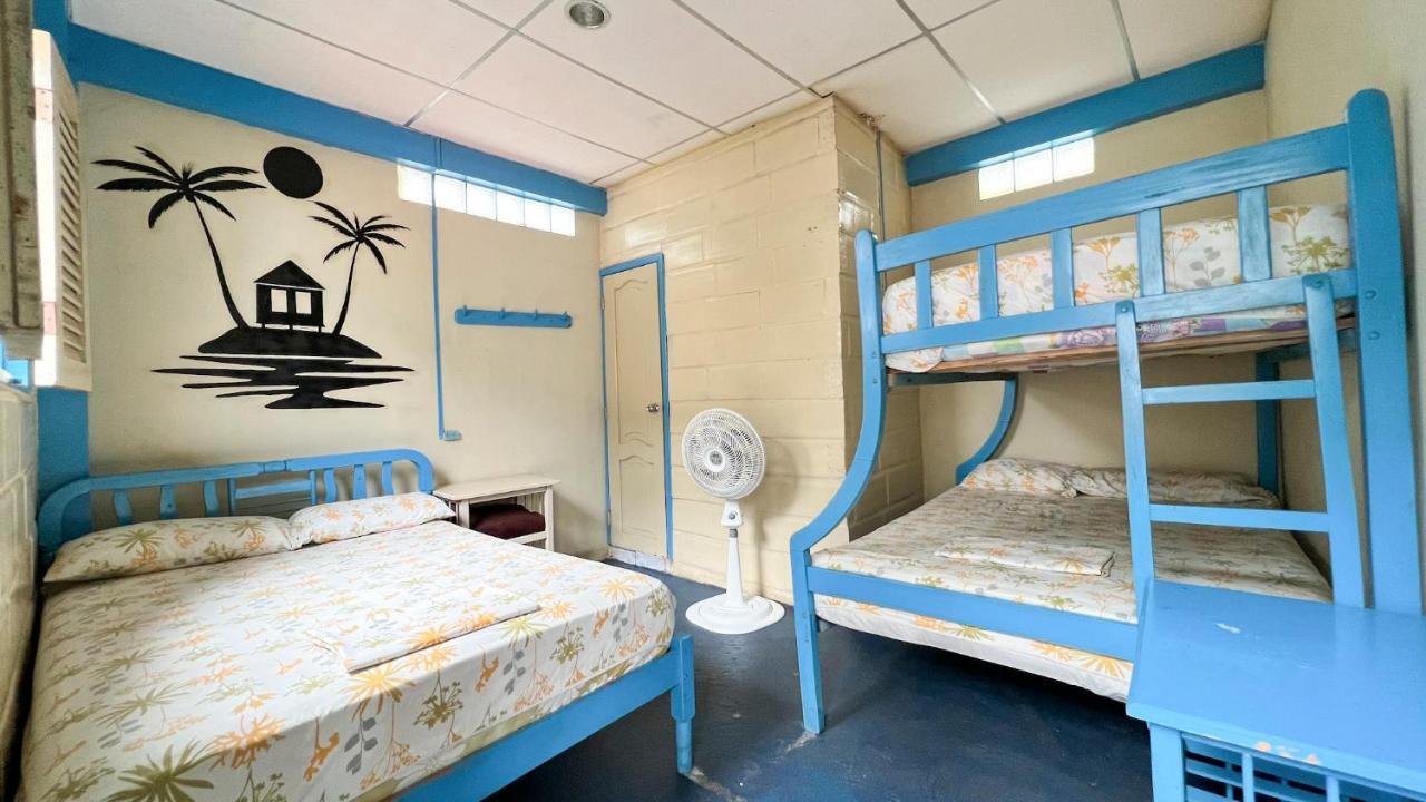 Arrecife Montanita Hostal Extérieur photo