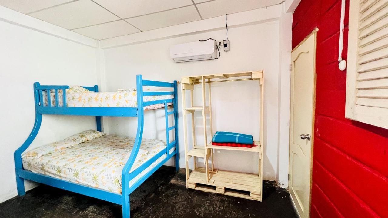 Arrecife Montanita Hostal Extérieur photo