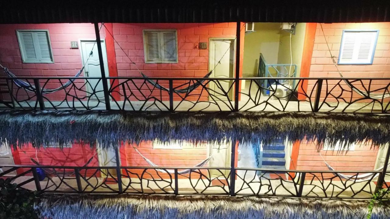 Arrecife Montanita Hostal Extérieur photo