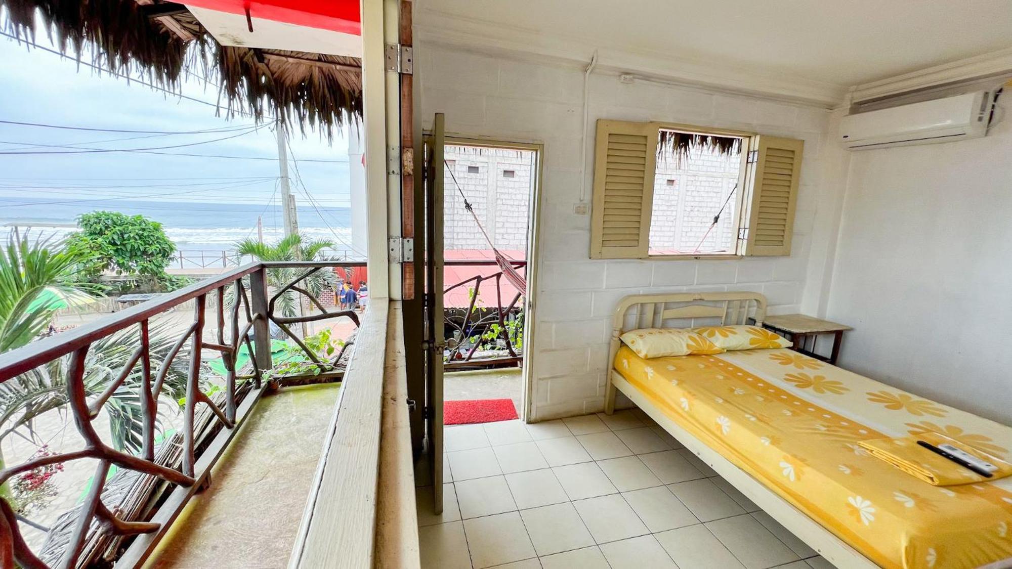 Arrecife Montanita Hostal Extérieur photo